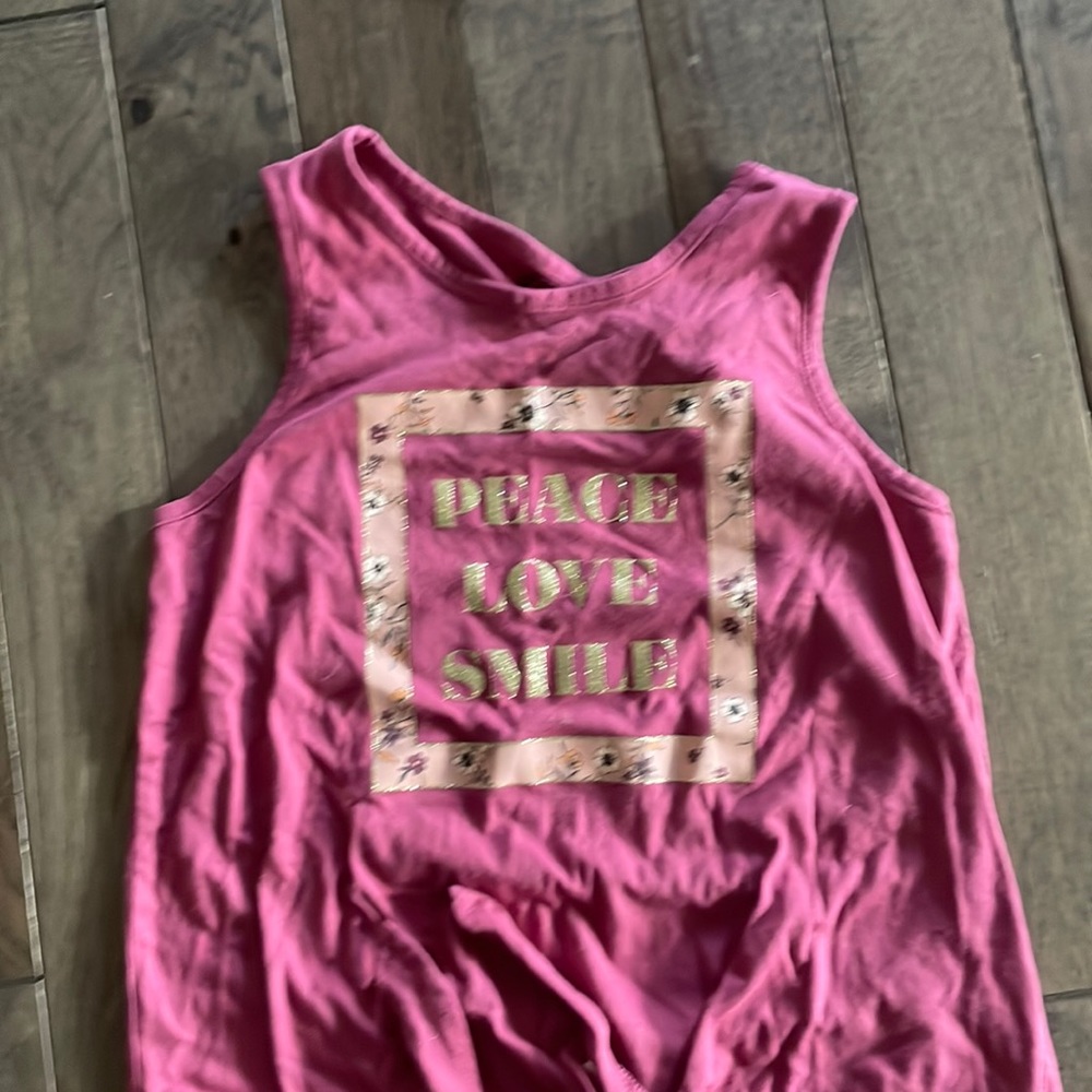 Size Large 10/12 Girls Pink Tee